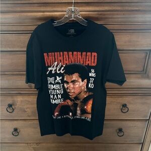 Black Muhammad Ali Graphic T-Shirt